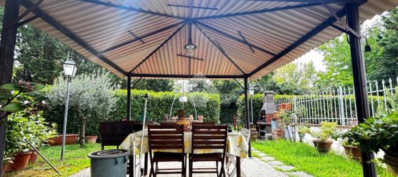 3 bedrooms House in Pistoia, Italy No. 361629 3