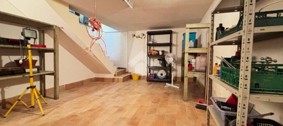 3 bedrooms House in Pistoia, Italy No. 361629 23