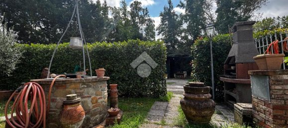 3 bedrooms House in Pistoia, Italy No. 361629 7