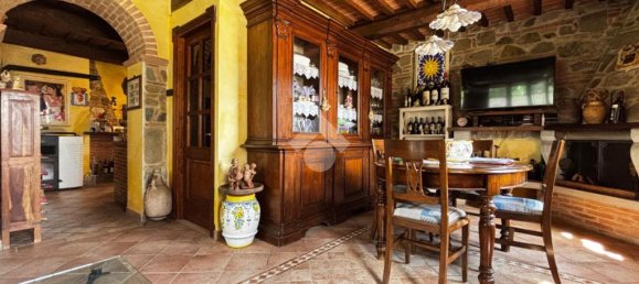 3 bedrooms House in Pistoia, Italy No. 361629 16