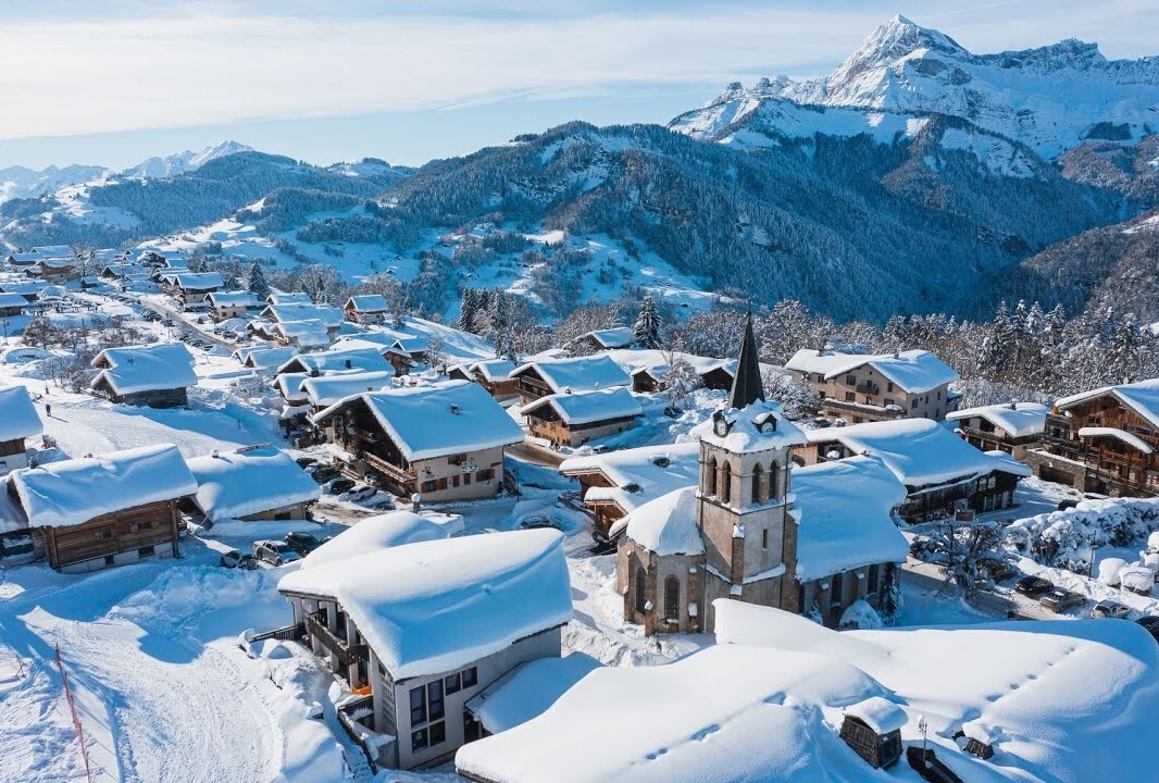 701m² Hotel in Crest-Voland, France No. 397765