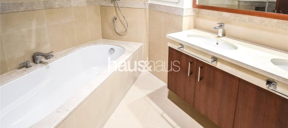 Apartamento de 2 dormitorios en Downtown Dubai (Downtown Burj Dubai), UAE No. 100011 12