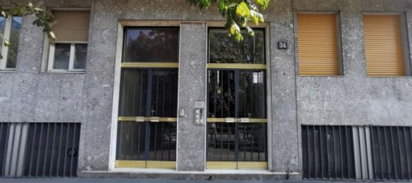 3 rooms Apartment in Milan, Italy No. 243920 3