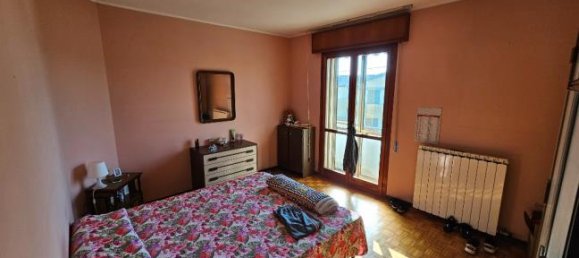 3-salle Appartement à Rovigo, Italy No. 253092 3