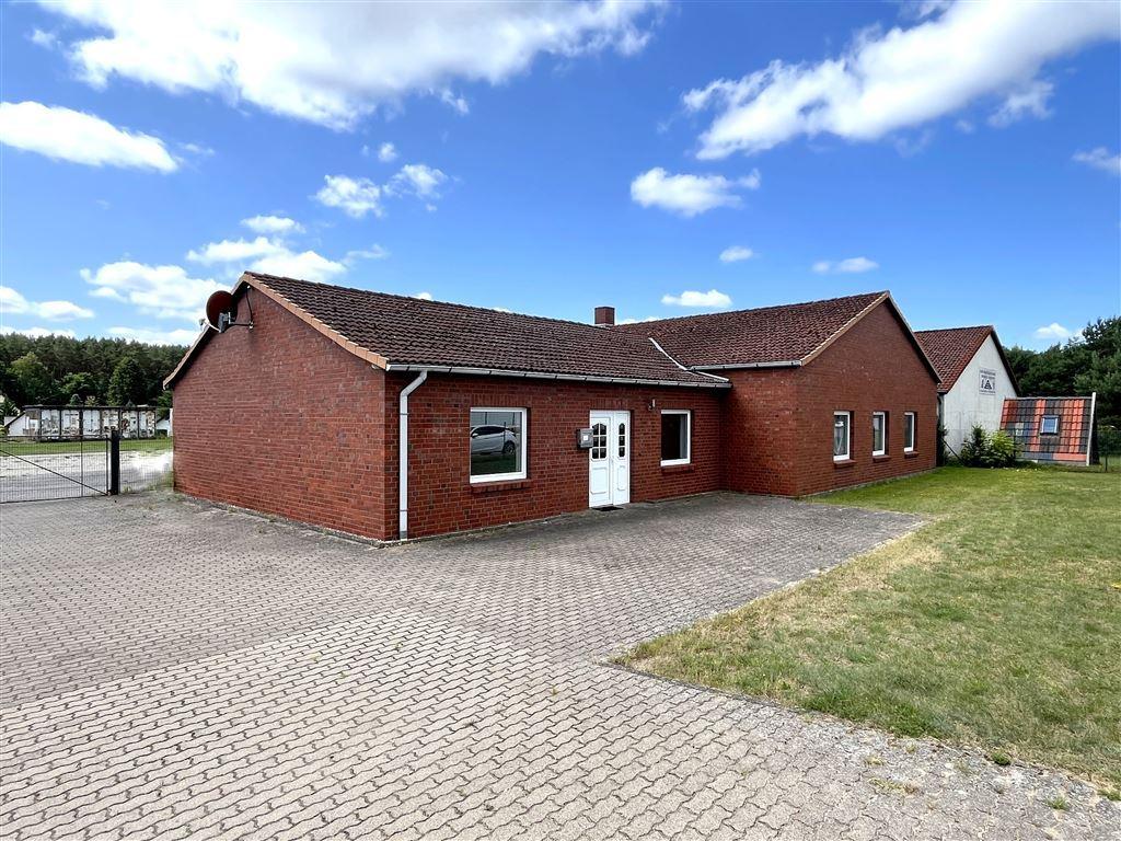 5 bedrooms Building in Gustrow, Germany No. 323629