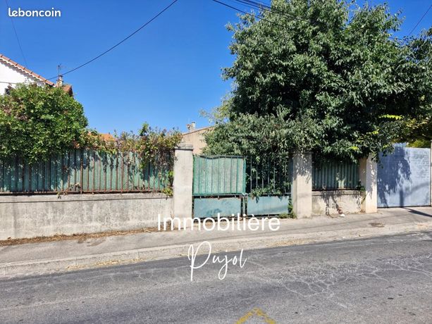 Terreno en Marseille, France 373 m² No. 310883