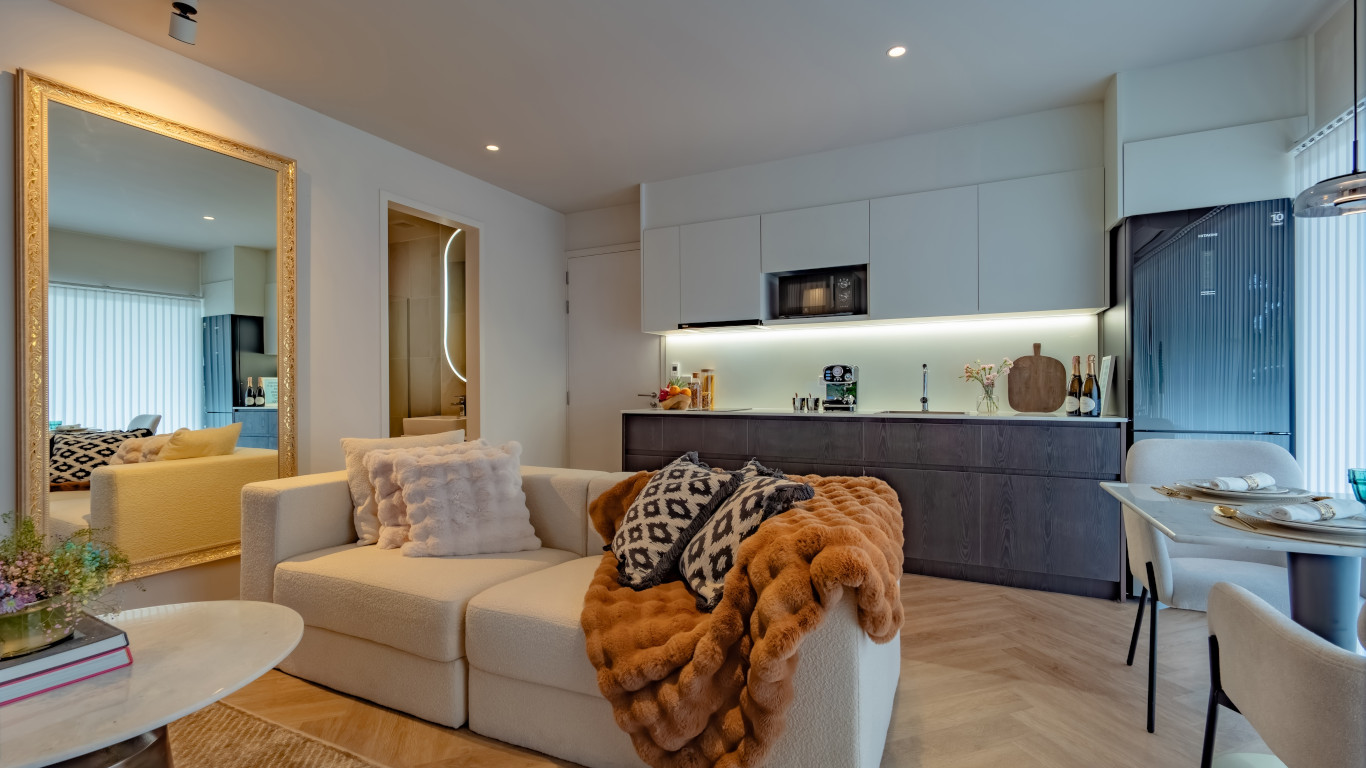 2 bedrooms Condominium for sale in Bang Tao, Phuket, Southern Thailand, Thailand № 33739