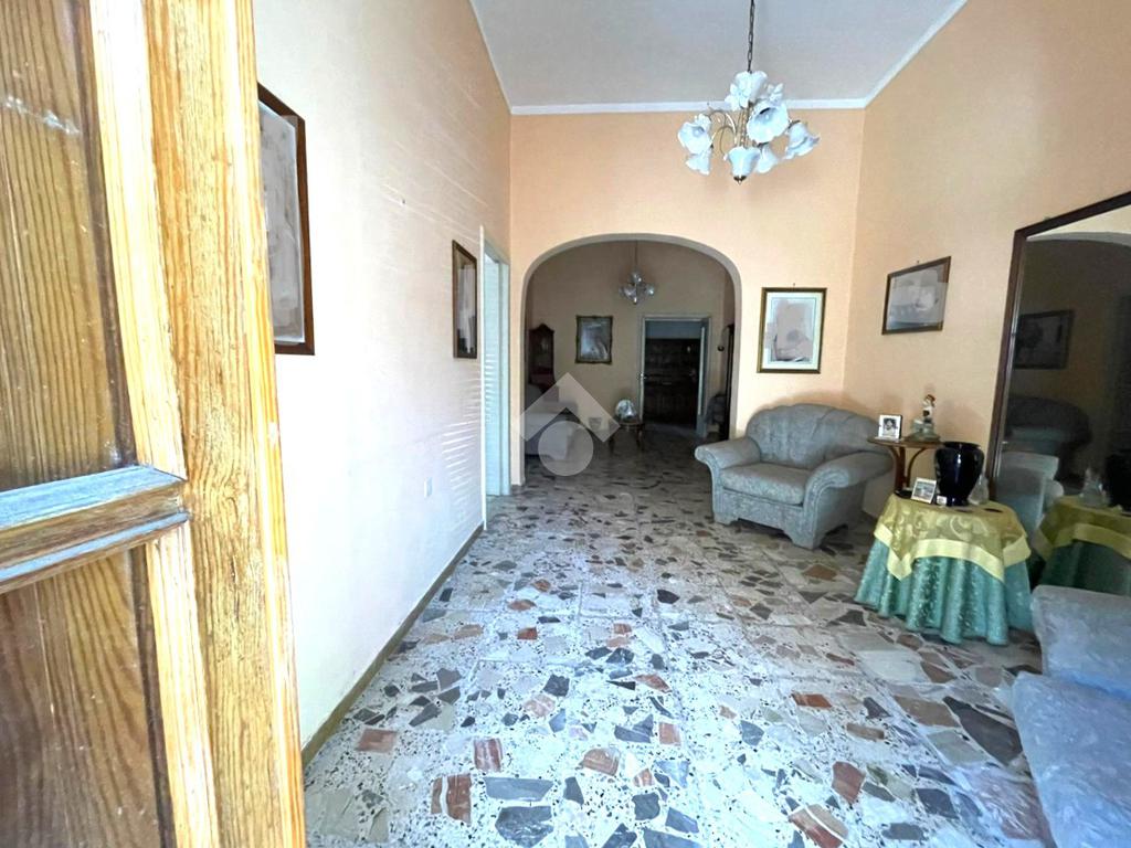 2 Schlafzimmer Haus in Mesagne, Italy, Nr. 61092