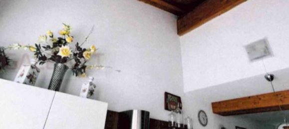 Casa de 4 divisões em Besozzo, Italy N.º 283244 10