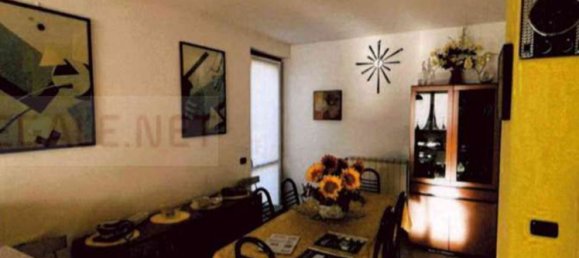 Casa de 4 divisões em Besozzo, Italy N.º 283244 11