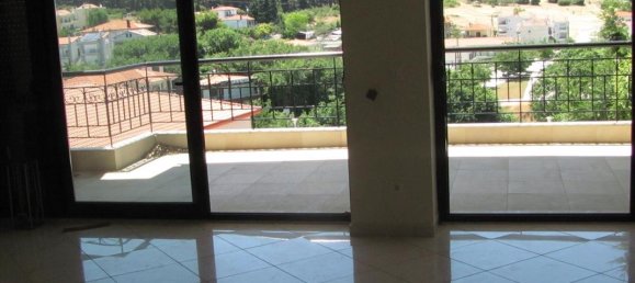 3 bedrooms Apartment in Thessaloniki, Greece No. 5119 6