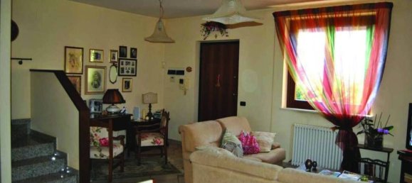 4-Zimmer Haus in Giulianova, Italy, Nr. 302745 9