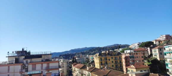 4 rooms Apartment in Rapallo, Italy No. 93087 3