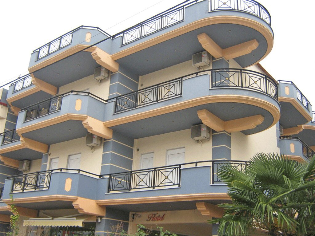 1220m² Townhouse in Pieria, Greece No. 5597