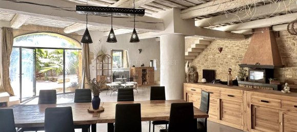 Замки и поместья с 8 спальнями в Юзес, Франция № 356254 7