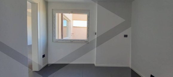 Пентхаус с 5 комнатами в Сан Северо, Италия № 25989 5