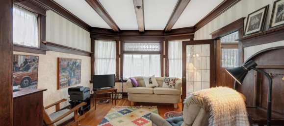 4 bedrooms House in British Columbia, Canada No. 1053 9