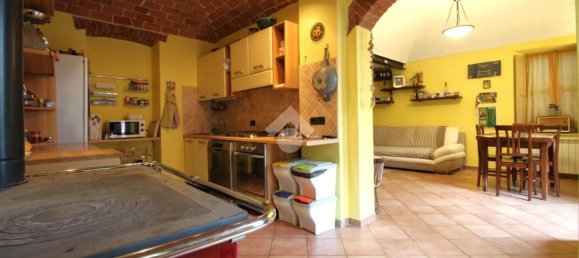 6 rooms House in Verrua Savoia, Italy No. 77754 4