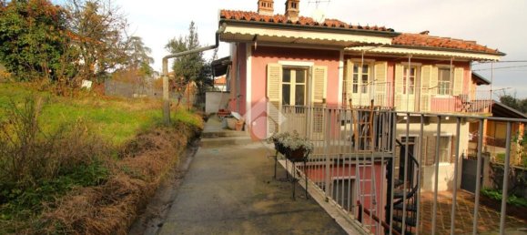 6 rooms House in Verrua Savoia, Italy No. 77754 22