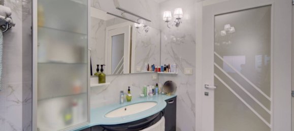 1 bedroom Apartment in Turin, Italy No. 282868 24