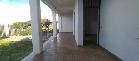 Дом с 3 комнатами в Изола делле Феммине, Италия № 151295 6