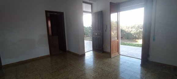 Дом с 3 комнатами в Изола делле Феммине, Италия № 151295 10