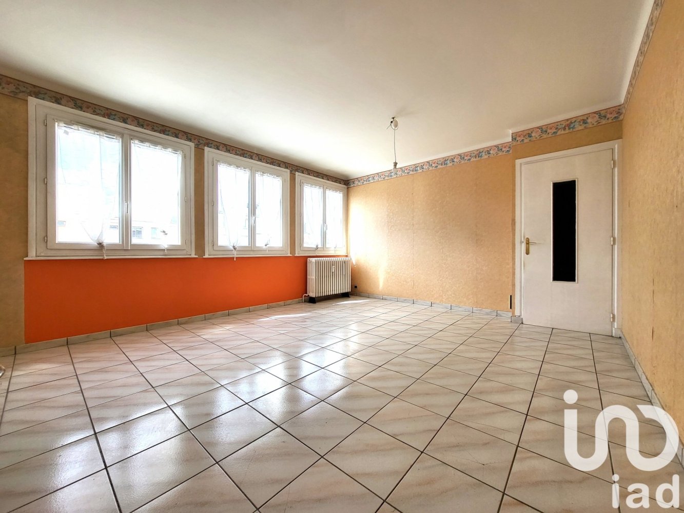 Apartamento de 1 dormitorio en Saint-Etienne, France No. 271519