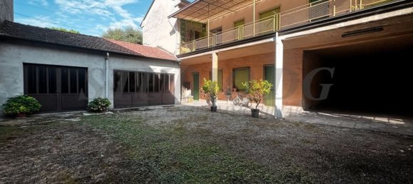 Квартира с 3 спальнями в Чезано Мадерно, Италия № 361149 2