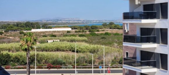 Apartamento de 1 dormitorio en Torrevieja, Spain No. 189509 9