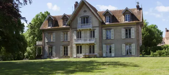 2 bedrooms Castles in Nogent-le-Rotrou, France No. 96894 4