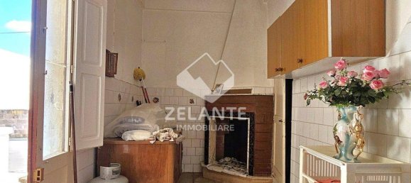 4 rooms House in Diso, Italy No. 33119 18