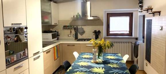 2 rooms Apartment in Trieste, Italy No. 178873 16