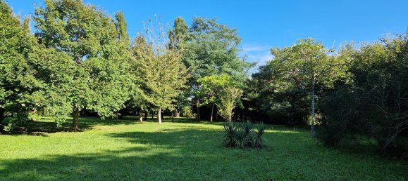 5 bedrooms House in Josnes, France No. 243534 10