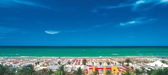 2-Zimmer Gewerbliche Immobilie in Porto San Giorgio, Italy, Nr. 209924 3