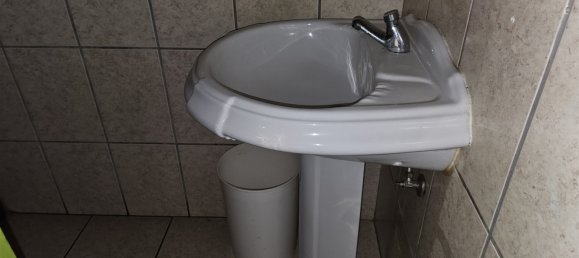 237m² Commercial property in Castelo Branco, Portugal No. 88636 22