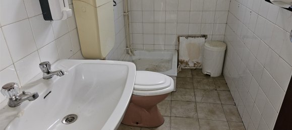 237m² Commercial property in Castelo Branco, Portugal No. 88636 27