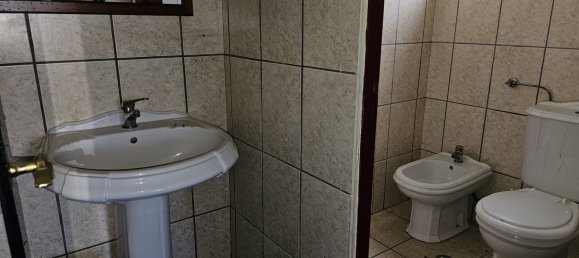 237m² Commercial property in Castelo Branco, Portugal No. 88636 34