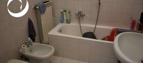 2 rooms Apartment in Bergamo, Italy No. 257583 2