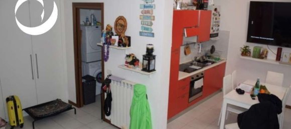 2 rooms Apartment in Bergamo, Italy No. 257583 4