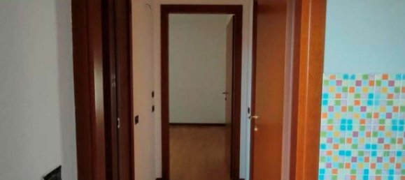 Apartamento de 3 habitaciónes en Dalmine, Italy No. 274377 11