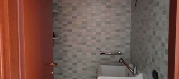 Apartamento de 3 habitaciónes en Dalmine, Italy No. 274377 8