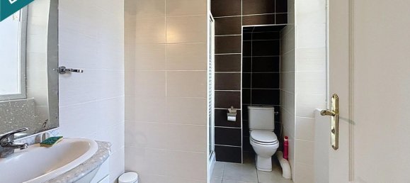 2 Schlafzimmer Haus in Bonny-sur-Loire, France, Nr. 253264 6