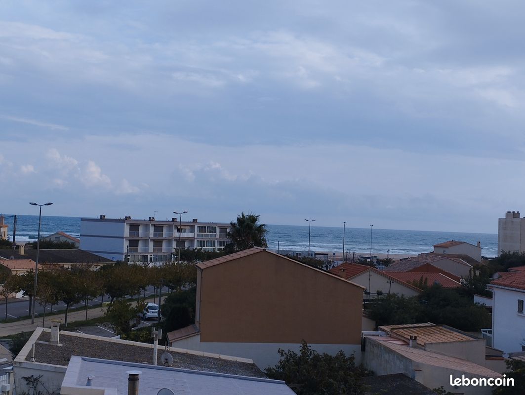 2 bedrooms Apartment in Narbonne, France No. 320298