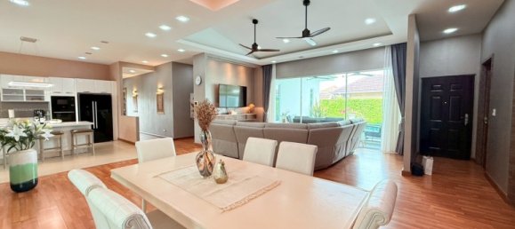 5 Schlafzimmer Haus in Pattaya, Thailand, Nr. 82677 2