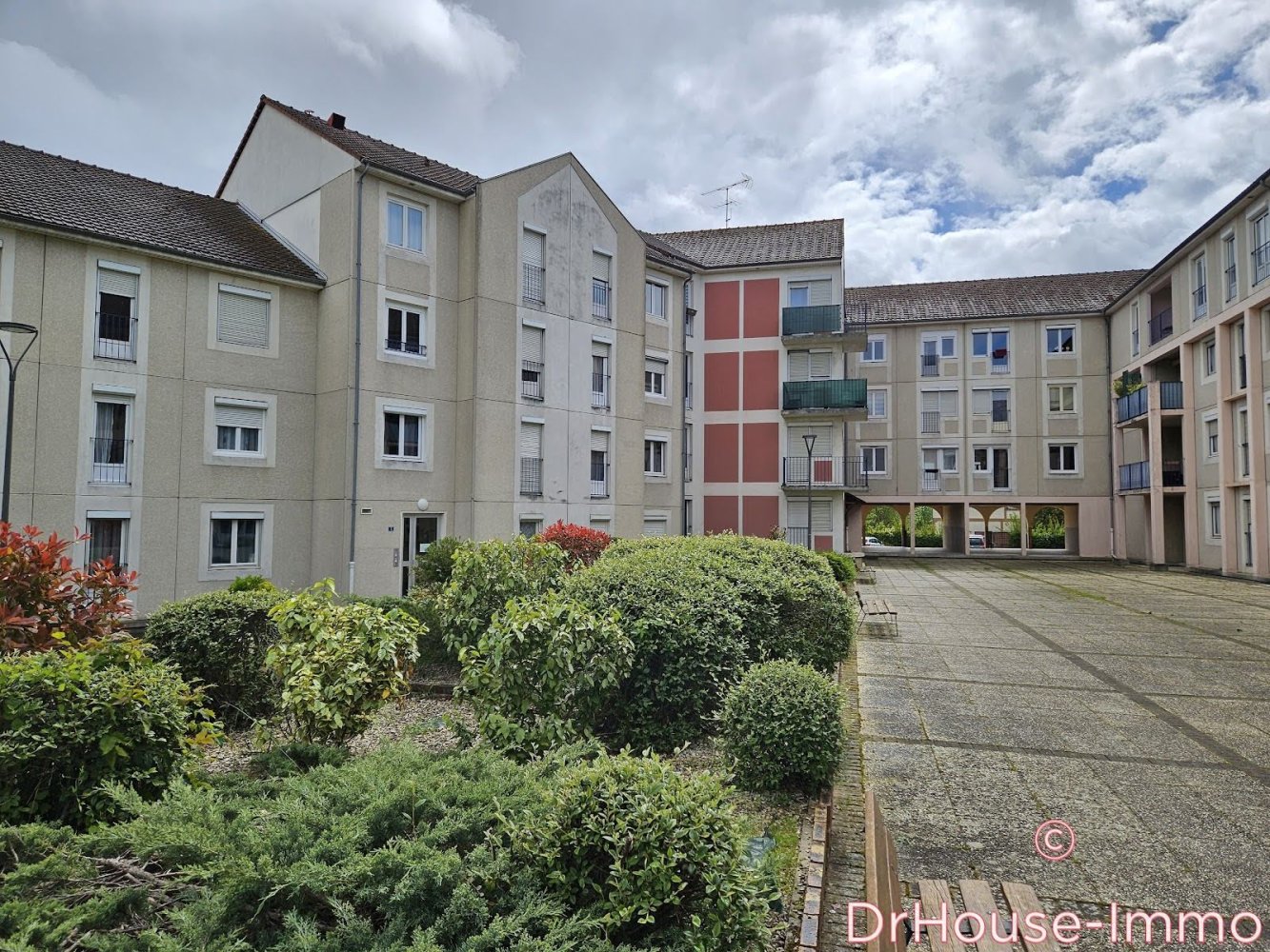 Квартира с 3 спальнями в Сент-Андре-ле-Вержер, Франция № 52877