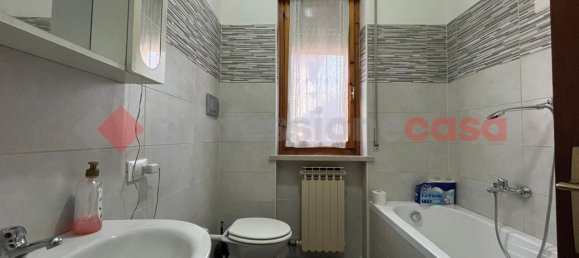 5 rooms Apartment in Isola della Scala, Italy No. 11402 17