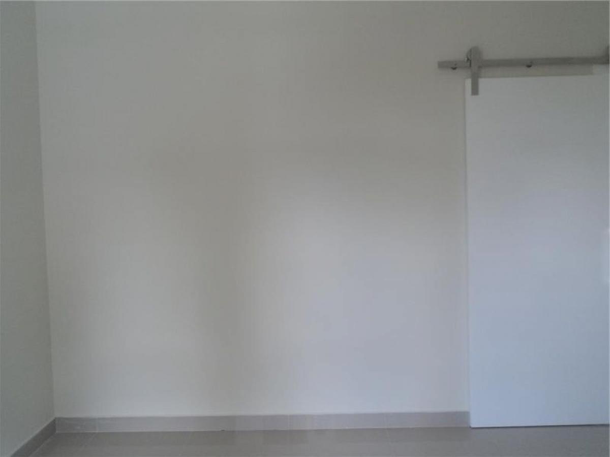 Casa de 3 dormitorios en Sao Paulo, Brazil No. 455804