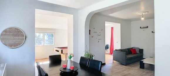 Casa de 4 dormitorios en Savigneux, France No. 196097 2