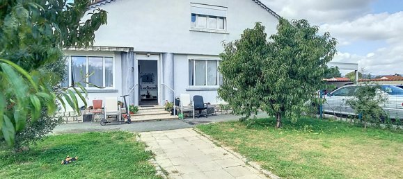 Casa de 4 dormitorios en Savigneux, France No. 196097 10