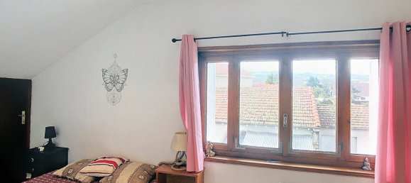 Casa de 4 dormitorios en Savigneux, France No. 196097 7